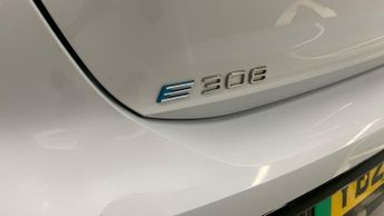Peugeot 308 54kWh First Edition Auto 5dr