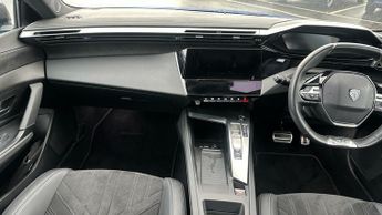 Peugeot 308 54kWh GT Hatchback 5dr Electric Auto (156 ps)
