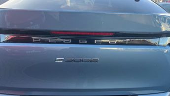 Peugeot 3008 73kWh GT SUV 5dr Electric Auto (210 ps)