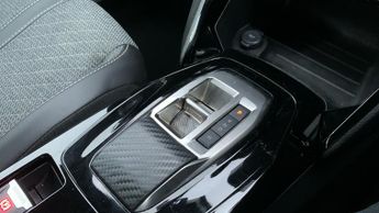 Peugeot 2008 1.2 PureTech Allure SUV 5dr Petrol EAT Euro 6 (s/s) (130 ps)