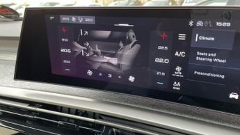 Peugeot 3008 73kWh GT SUV 5dr Electric Auto (210 ps)