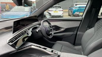 Peugeot 3008 73kWh GT SUV 5dr Electric Auto (210 ps)