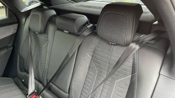 Peugeot 3008 73kWh GT SUV 5dr Electric Auto (210 ps)