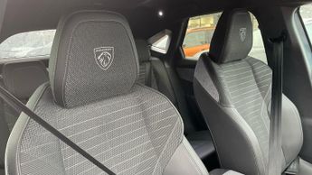 Peugeot 3008 73kWh GT SUV 5dr Electric Auto (210 ps)