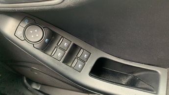 Ford Fiesta 1.0T EcoBoost MHEV Titanium Hatchback 5dr Petrol Hybrid DCT Euro