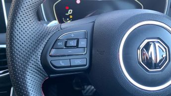 Mg Mg Hs 1.5 T-GDI Trophy SUV 5dr Petrol DCT Euro 6 (s/s) (162 ps)
