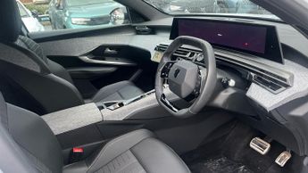 Peugeot 3008 SUV 1.2 HYBRID GT SUV 5dr Petrol Hybrid e-DSC6 Euro 6 (s/s) (136 ps)