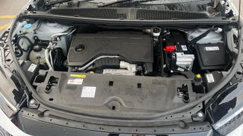 Peugeot 3008 SUV 1.2 HYBRID GT SUV 5dr Petrol Hybrid e-DSC6 Euro 6 (s/s) (136 ps)