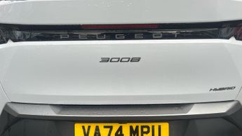 Peugeot 3008 SUV 1.2 HYBRID GT SUV 5dr Petrol Hybrid e-DSC6 Euro 6 (s/s) (136 ps)