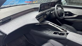 Peugeot 3008 73kWh GT SUV 5dr Electric Auto (210 ps)