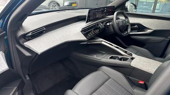 Peugeot 3008 73kWh GT SUV 5dr Electric Auto (210 ps)