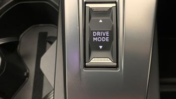 Peugeot 308 54kWh GT Hatchback 5dr Electric Auto (156 ps)