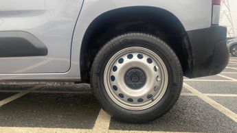 Peugeot Partner 1.5 BlueHDi 1000 Professional Standard Panel Van 5dr Diesel EAT8