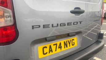 Peugeot Partner 1.5 BlueHDi 1000 Professional Standard Panel Van 5dr Diesel EAT8