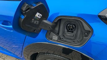 Peugeot 208 50kWh GT Hatchback 5dr Electric Auto (7kW Charger) (136 ps)