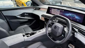 Peugeot 3008 73kWh GT SUV 5dr Electric Auto (210 ps)