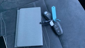 Vauxhall Astra Electric 54kWh Ultimate Hatchback 5dr Electric Auto (156 ps)