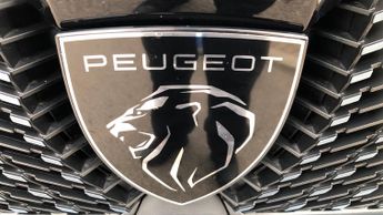 Peugeot 3008 73kWh GT SUV 5dr Electric Auto (210 ps)