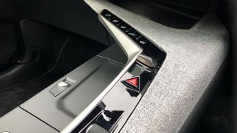 Peugeot 3008 73kWh GT SUV 5dr Electric Auto (210 ps)