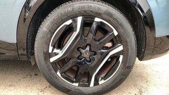Peugeot 3008 73kWh GT SUV 5dr Electric Auto (210 ps)
