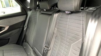 Peugeot 3008 73kWh GT SUV 5dr Electric Auto (210 ps)