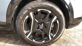 Peugeot 3008 73kWh GT SUV 5dr Electric Auto (210 ps)