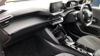 Peugeot 208 50kWh Allure Premium Hatchback 5dr Electric Auto (136 ps)
