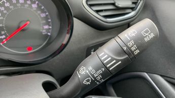 Vauxhall Crossland 1.2 Turbo Design SUV 5dr Petrol Auto Euro 6 (s/s) (130 ps)