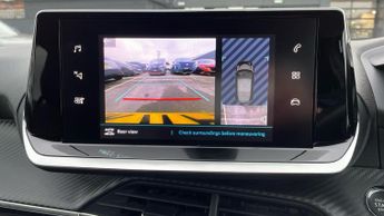 Peugeot 208 50kWh Allure Premium Hatchback 5dr Electric Auto (136 ps)