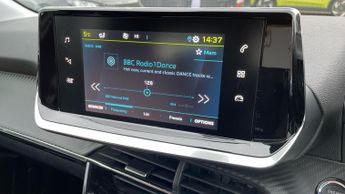 Peugeot 208 50kWh Allure Premium Hatchback 5dr Electric Auto (136 ps)