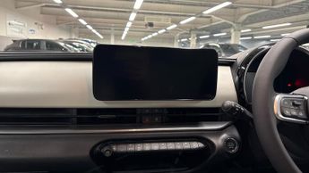 Fiat 600E 54kWh La Prima SUV 5dr Electric Auto (156 ps)