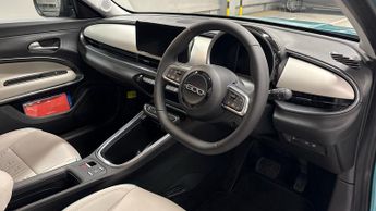 Fiat 600E 54kWh La Prima SUV 5dr Electric Auto (156 ps)