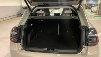 Fiat 600E 54kWh La Prima SUV 5dr Electric Auto (156 ps)