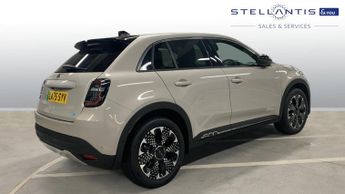 Fiat 600E 54kWh La Prima SUV 5dr Electric Auto (156 ps)