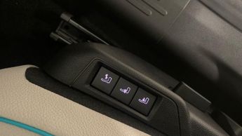 Fiat 600E 54kWh La Prima SUV 5dr Electric Auto (156 ps)