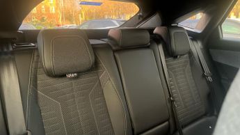 Peugeot 3008 73kWh GT SUV 5dr Electric Auto (210 ps)