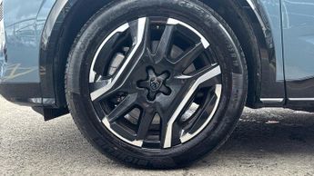 Peugeot 3008 73kWh GT SUV 5dr Electric Auto (210 ps)