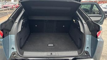 Peugeot 3008 73kWh GT SUV 5dr Electric Auto (210 ps)