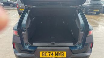 Vauxhall Grandland 1.2 GS SUV 5dr Petrol Hybrid e-DCT Euro 6 (s/s) (136 ps)