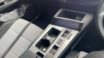 Vauxhall Grandland 1.2 GS SUV 5dr Petrol Hybrid e-DCT Euro 6 (s/s) (136 ps)