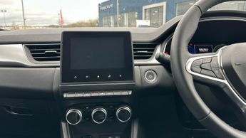 Renault Captur 1.6 E-TECH 9.8kWh techno SUV 5dr Petrol Plug-in Hybrid Auto Euro