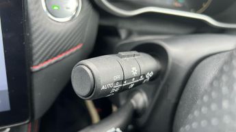 Mg Mg Zs 72.6kWh Trophy Connect Long Range SUV 5dr Electric Auto (156 ps)