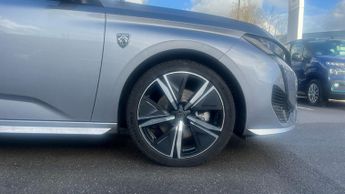 Peugeot 308 1.2 HYBRID GT Hatchback 5dr Petrol Hybrid e-DSC6 Euro 6 (s/s) (1