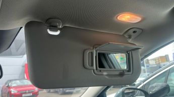 Nissan Qashqai 1.3 DIG-T MHEV N-Connecta SUV 5dr Petrol Hybrid XTRON Euro 6 (s/