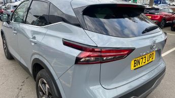 Nissan Qashqai 1.3 DIG-T MHEV N-Connecta SUV 5dr Petrol Hybrid XTRON Euro 6 (s/