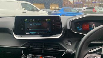 Peugeot 2008 50kWh Allure Premium SUV 5dr Electric Auto (136 ps)