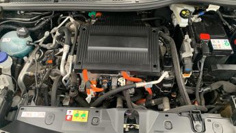 Peugeot 2008 50kWh Allure Premium SUV 5dr Electric Auto (136 ps)