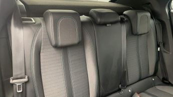 Peugeot 2008 50kWh Allure Premium SUV 5dr Electric Auto (136 ps)