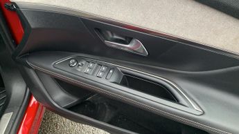 Peugeot 3008 SUV 1.6 13.2kWh GT SUV 5dr Petrol Plug-in Hybrid e-EAT Euro 6 (s/s) 