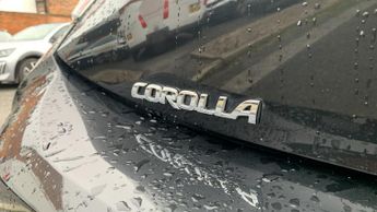 Toyota Corolla 2.0 VVT-h GPF Excel Hatchback 5dr Petrol Hybrid CVT Euro 6 (s/s)